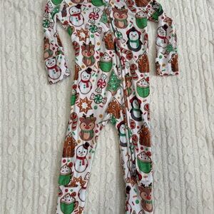 Posh Peanut Holiday Animal Print Kids Footie